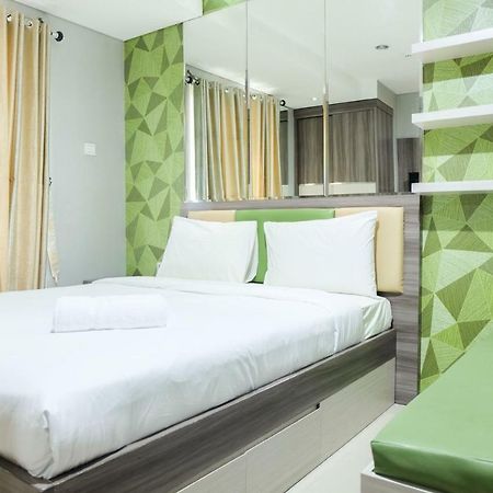 Comfy Studio Apartment Woodland Park Residence By Travelio Джакарта Екстер'єр фото