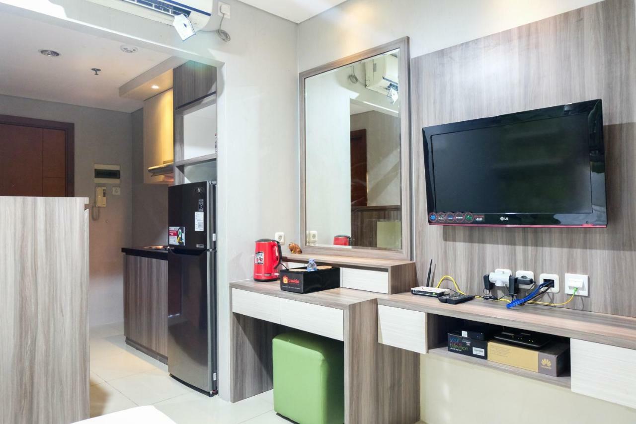 Comfy Studio Apartment Woodland Park Residence By Travelio Джакарта Екстер'єр фото
