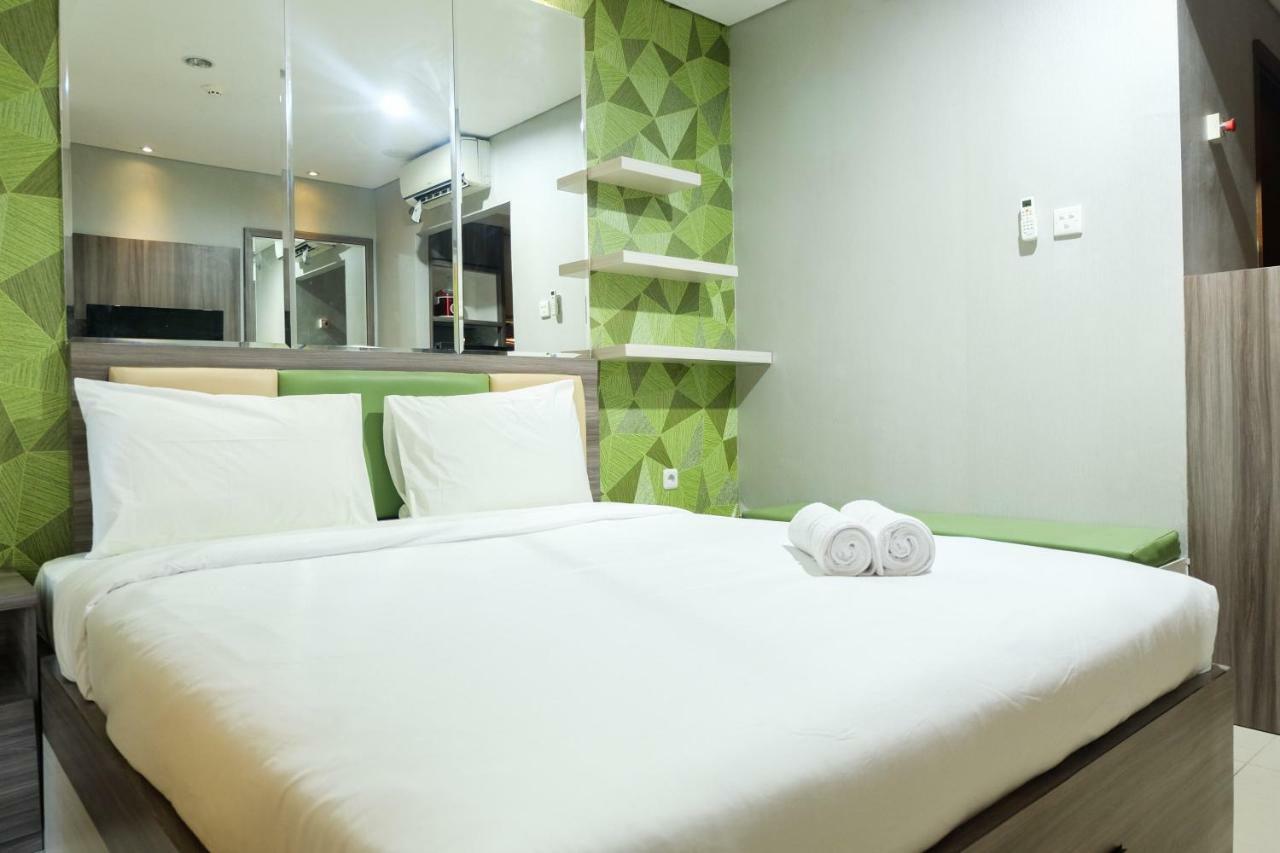 Comfy Studio Apartment Woodland Park Residence By Travelio Джакарта Екстер'єр фото